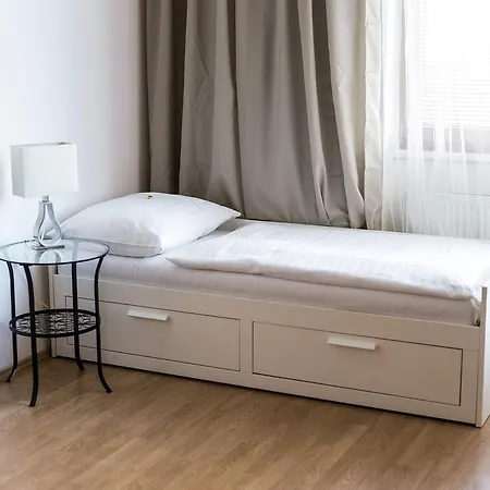 Magical In Apartamento Praga